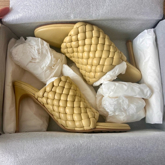 Bottega Venetta sandal s.gomma padded intreccio napa tapioca sandals 37c - Picture 2 of 6